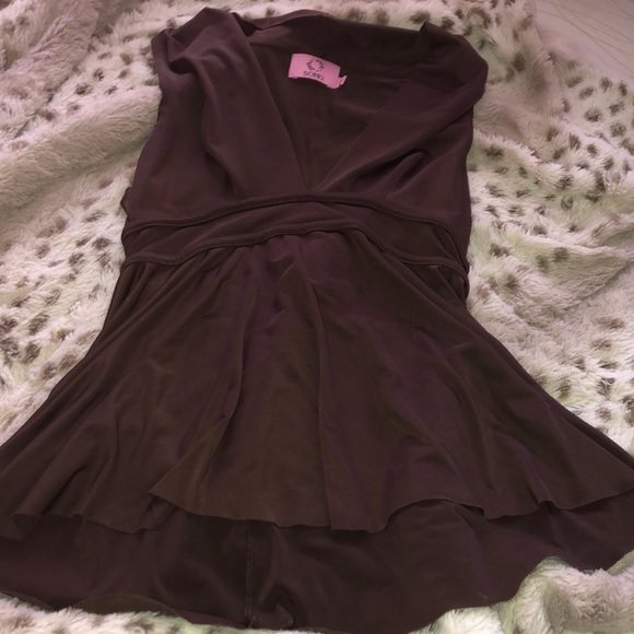 Light T-shirt - Picture 2 of 4